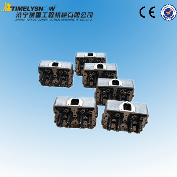 山推SD42 发动机 KTA19 汽缸盖 3640318.jpg